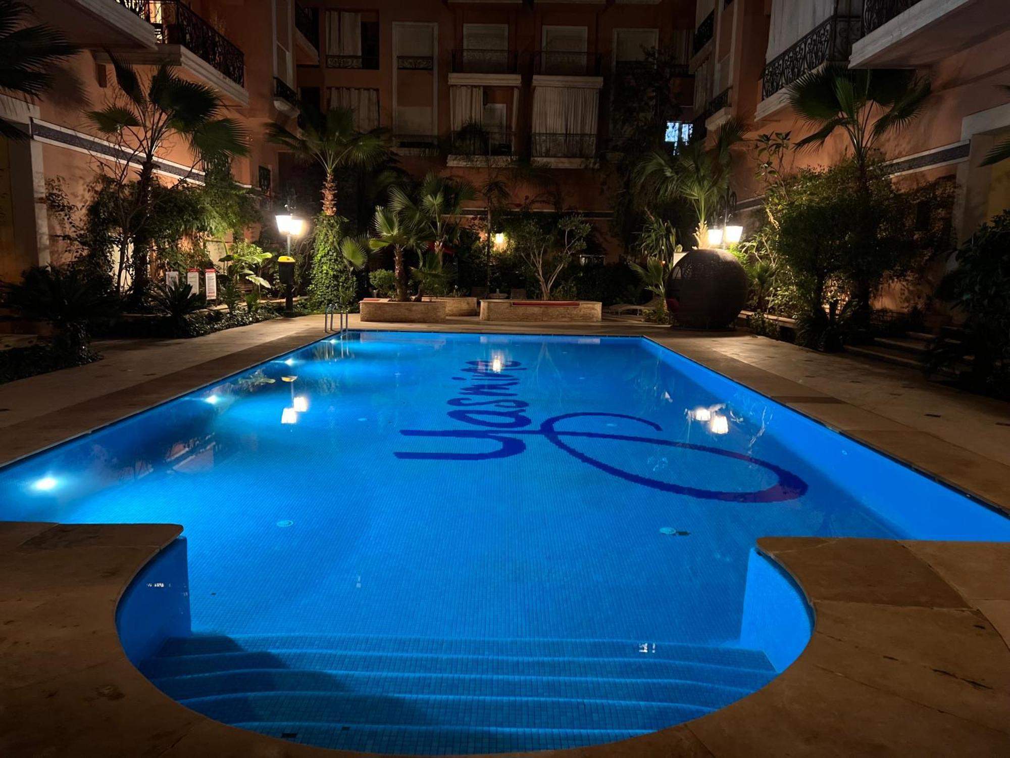 Beautiful, Great Equipped 122 M Holiday Apartment Near Majorelle Garden And Gueliz With Pool Views And A Large Balcony And Terrace มาร์ราเกช ภายนอก รูปภาพ